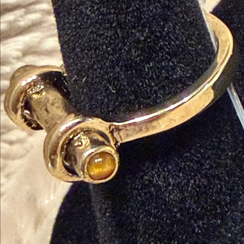 FREE PEOPLE On Lock Ring - Picture 3 of 10